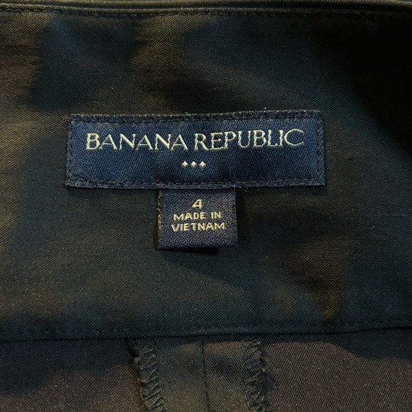 Banana Republic Black Skirt w/ Pockets 4 - Picture 8 of 10